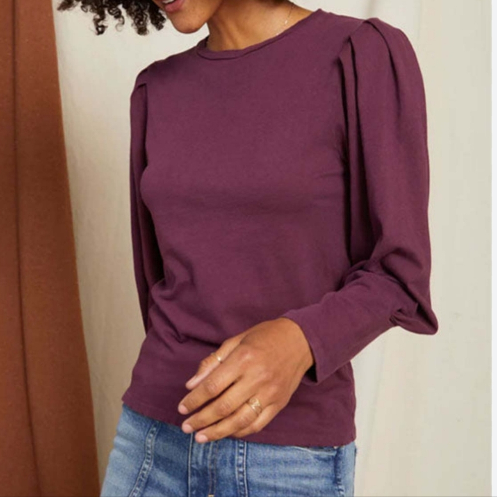 AMO Emily Pleat Sleeve‎ Crewneck Long Sleeve Minimalist Burgundy Top S